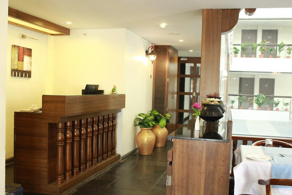 The Sky Court Hotel Aurangabad  Exterior photo